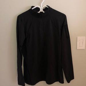 black arcteryx half zip